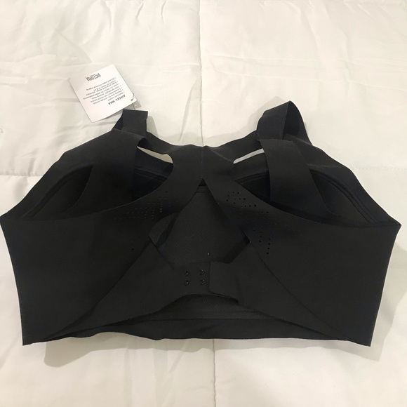 New beautiful Victoria Secret Sports Bra. Large😍 - Picture 4 of 5